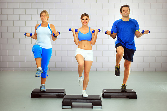 Buddy session weight training for 2 at Very Good Gym LIC