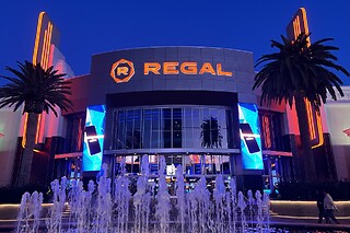 REGAL Movie Bundle 2 tickets + 2 snack packs