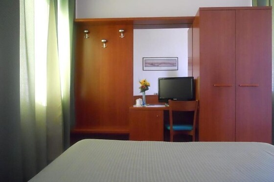 Online Booking EPS - photo 1