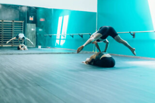 Gymnastic Strength buddy sessions for 2 at Very Good Gym LIC