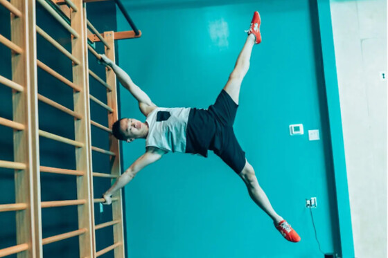 Gymnastic Strength buddy sessions for 2 at Very Good Gym LIC
