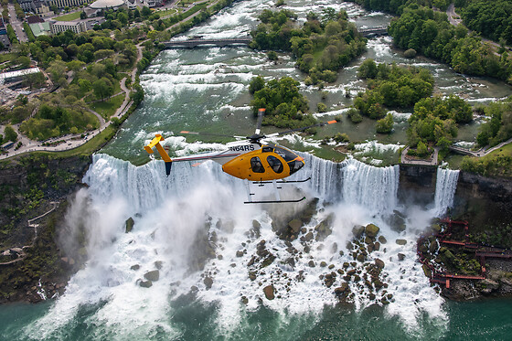 Niagara's Skies: Helicopter Tour of the Falls
