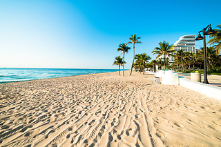 Beach getaway for 2