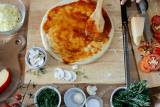 Mastering Neapolitan Pizza: Hands-On Culinary Class for 2 in Los Angeles